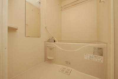 【浴室】 | レジデンス朝潮橋 | コンパクトで使いやすいお風呂です