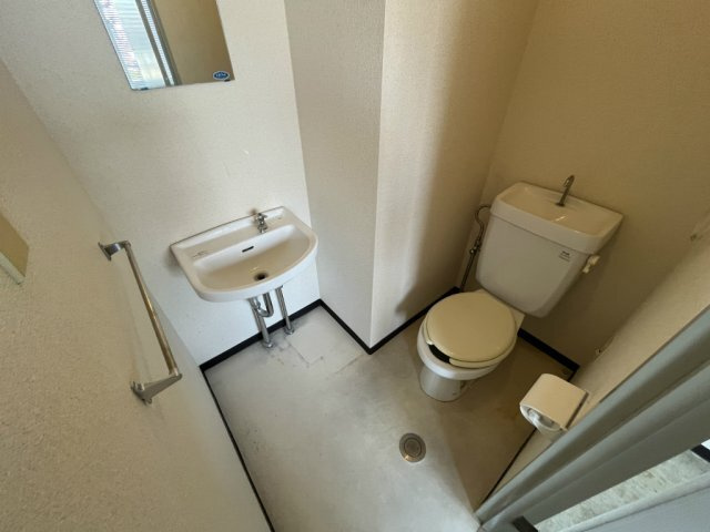 ユニーブル三軒茶屋のトイレ