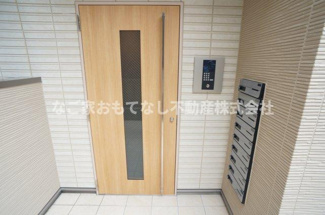 【エントランス】