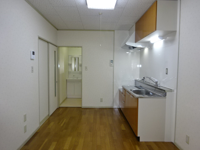 ネオハートβの居間・リビング