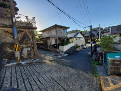【前面道路含む現地写真】 | 中古戸建　学園南2丁目
