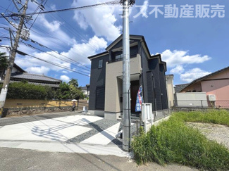 【外観】 | 現地写真。プラス不動産販売なら、現場の全ての棟をまとめてご見学頂けます。