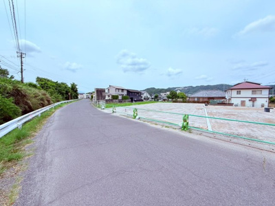 【前面道路含む現地写真】 | 霧島市隼人町姫城2丁目　4号地