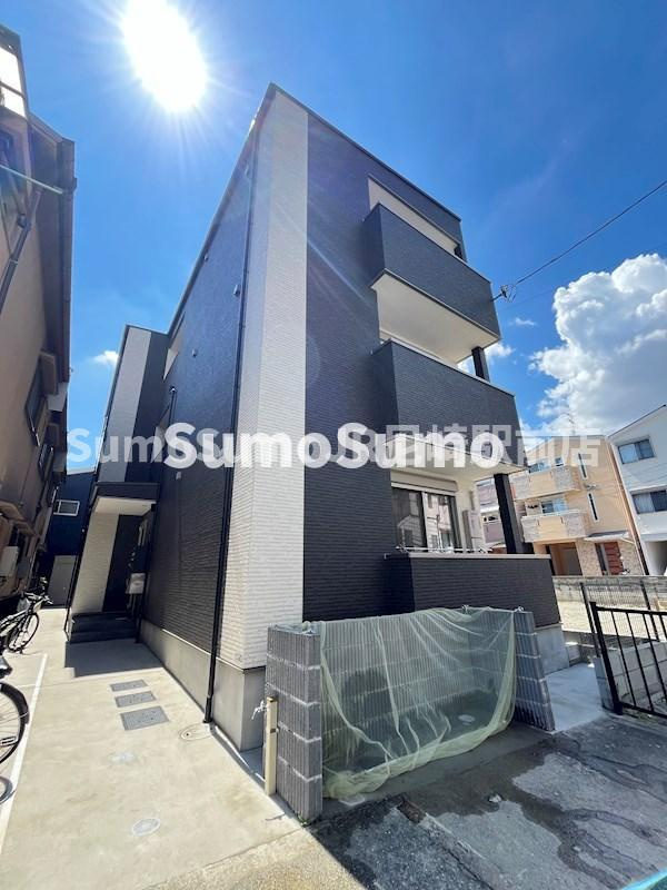 ジーメゾン尼崎東の外観|落ち着いた雰囲気の外観です