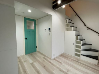 【居間・リビング】 | ハーミットクラブハウス京急弘明寺Ⅲ