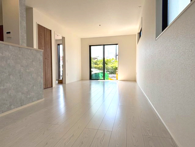 仲介手数料不要　よかタウンBloom合志市幾久富5期【南ヶ丘小・合志中】の居間・リビング