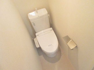 【トイレ】 | レオンコンフォート難波ブラン | 清潔感のあるトイレです