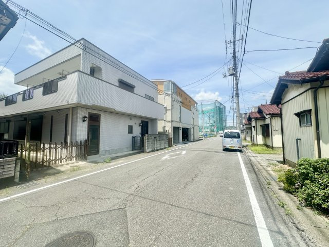 【中古戸建】前橋市日吉町の前面道路含む現地写真|■現地写真
