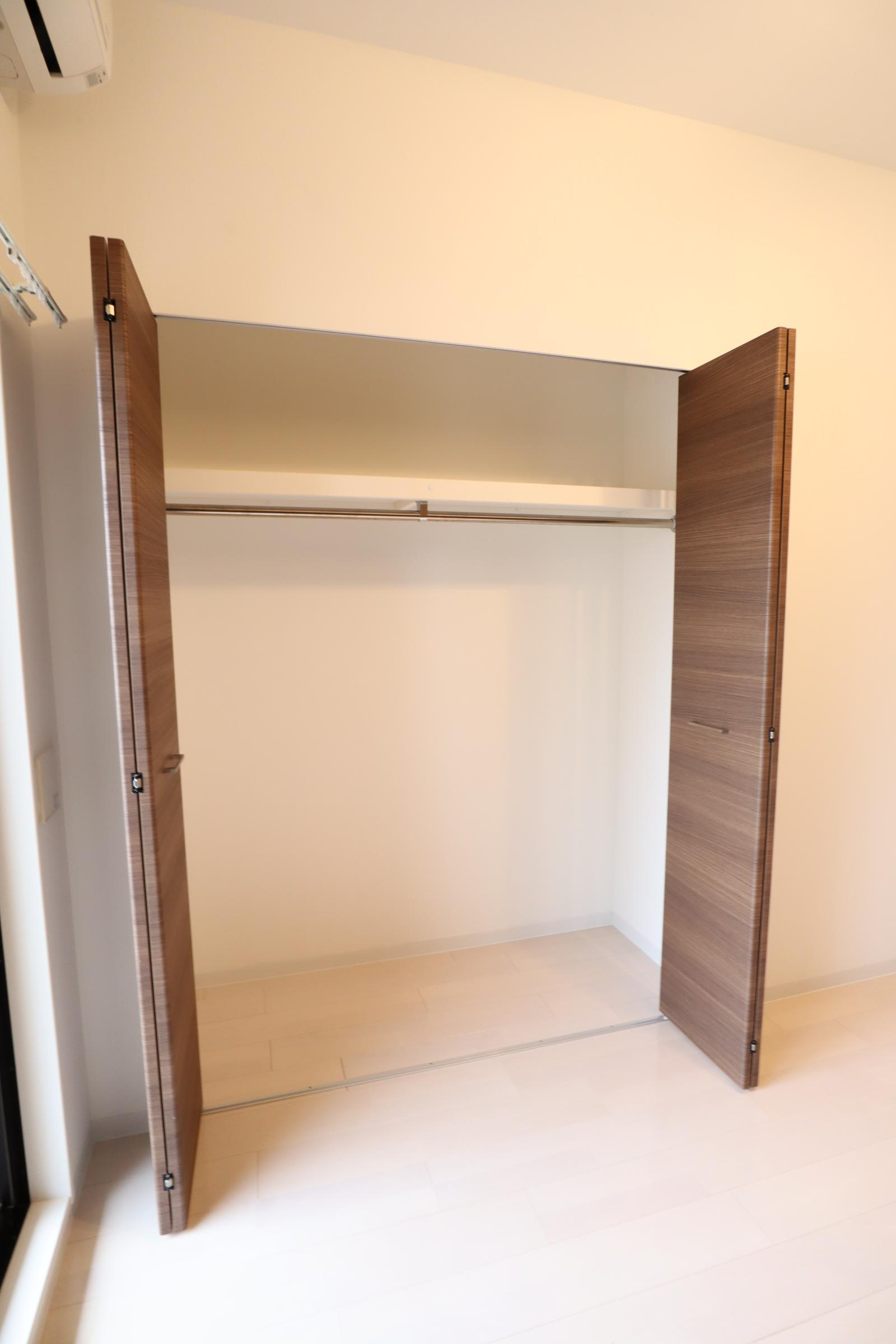 大阪市城東区今福東３丁目の賃貸マンションの収納