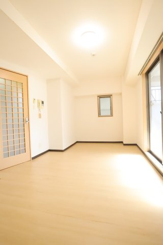 大阪市城東区今福西３丁目の賃貸マンションの寝室