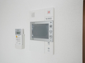 【セキュリティ】 | レオンコンフォート難波西Ⅲ | モニター付きインターフォンです