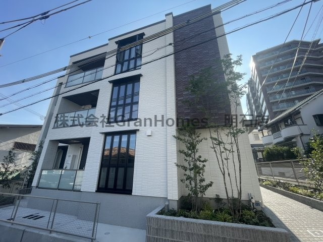 Avenir旭ヶ丘の外観