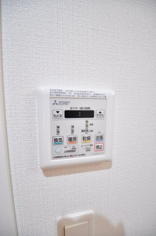 大阪市都島区中野町４丁目の賃貸マンションのエントランス