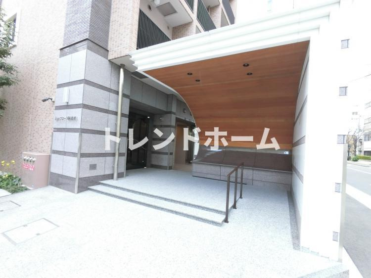 ネット フローラ阿波座のエントランス|選べる家電プランあり！！