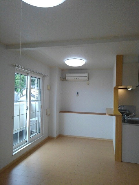 ジーラ・ソーレ　Ⅱの居間・リビング|居室・リビング