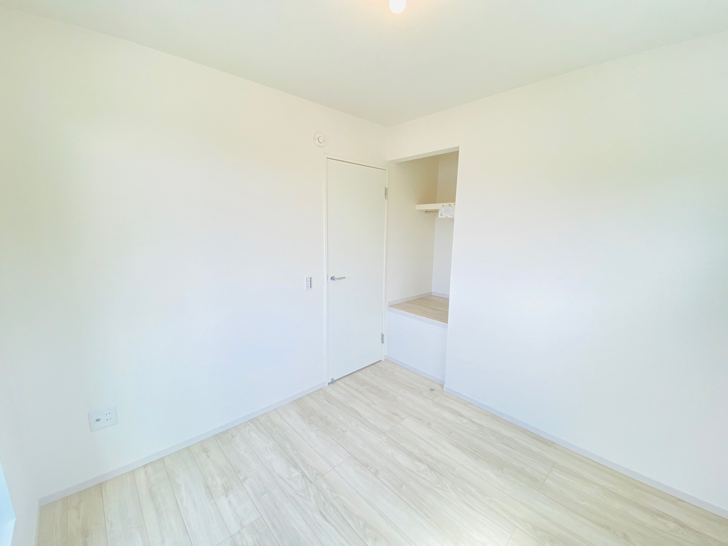 ケイアイテラス／大津町高尾野／４LDK／１号棟の洋室|オープンクローゼットは間仕切り対応可能です。