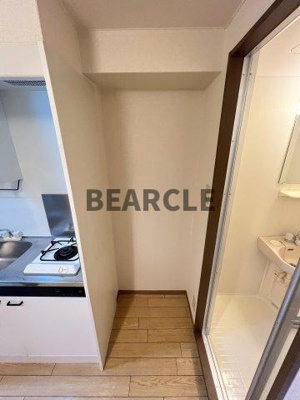 【玄関】 | バインオーク・NIC