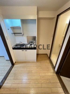 【玄関】 | バインオーク・NIC