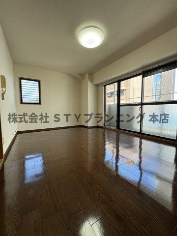 仲介手数料０円！泉2000の洋室