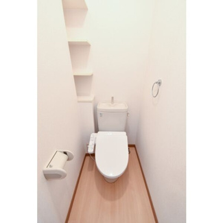 【トイレ】 | GOOD WOOD S | 清潔感のあるトイレです。