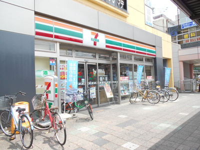 セブン－イレブン 松戸五香駅西口店まで1300ｍ