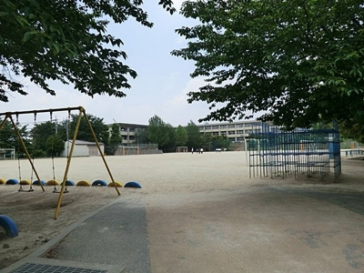 松戸市立松飛台小学校まで350ｍ