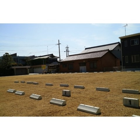 岐阜市清の駐車場