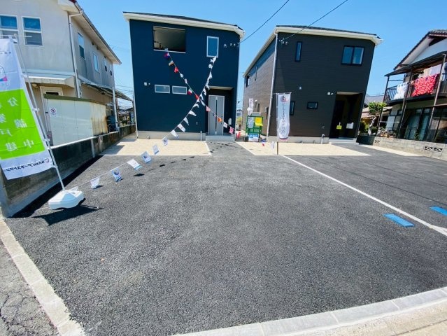 クレイドルガーデン／熊本市東区下江津第２／２号棟の駐車場|駐車場は2台分です。