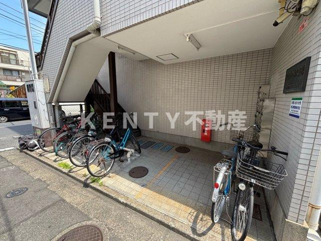 【エントランス】 | タウンハウス美原 | エントランスです