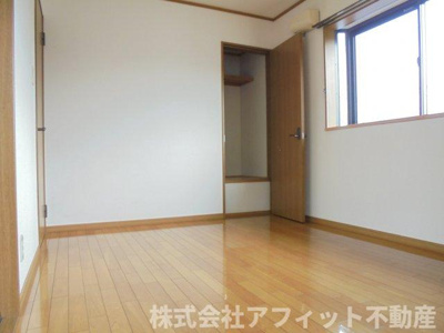 【その他】 | エーデルハイム新湯野 | 2F洋室6帖の収納