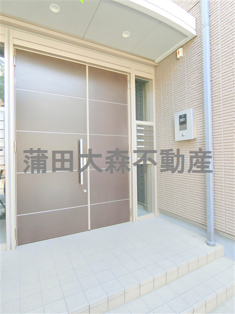 EAST HOUSE(イーストハウスのエントランス