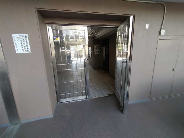 神戸市兵庫区西出町１丁目の賃貸マンション