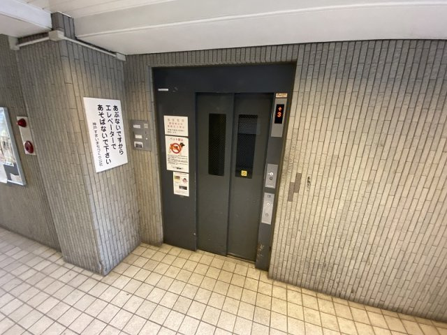 神戸市兵庫区西出町１丁目の賃貸マンション