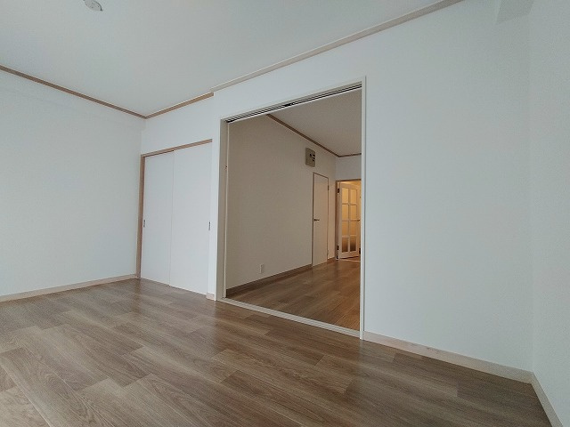 神戸市兵庫区西出町１丁目の賃貸マンション