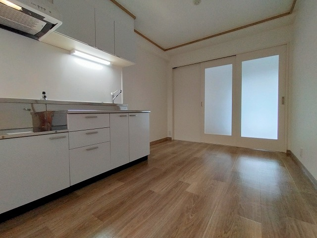 神戸市兵庫区西出町１丁目の賃貸マンション