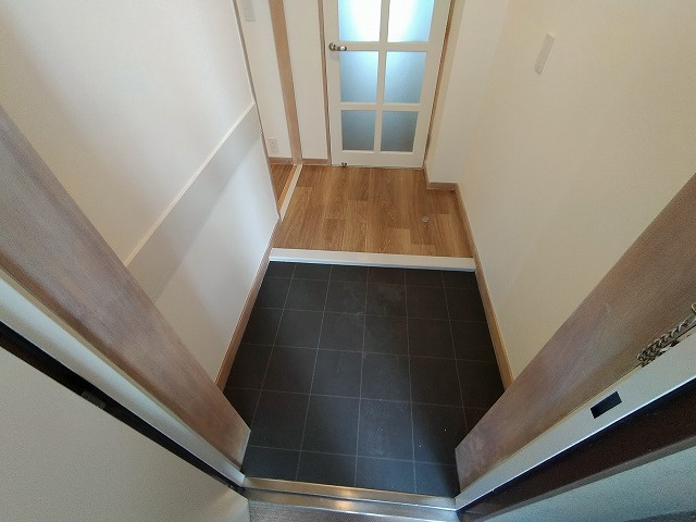 神戸市兵庫区西出町１丁目の賃貸マンション