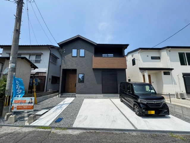 ーBloomーブルームー小倉南区徳吉東4丁目1期　【小倉南区　新築戸建て】の駐車場|家族と友達も安心、ゆったり停めれる駐車スペース♪【小倉南区　新築戸建て】