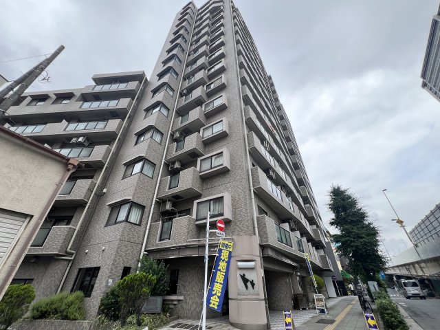 ライオンズマンション北千住第七の外観