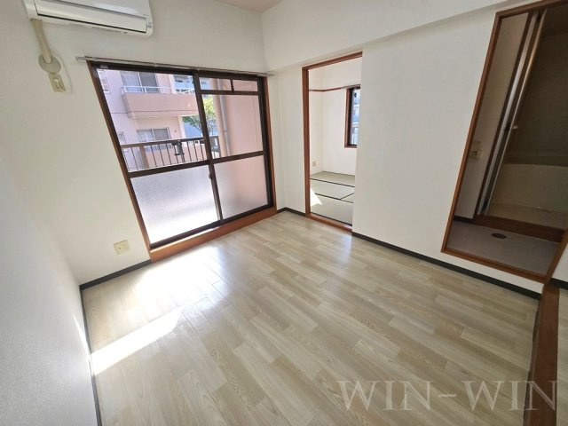 東マンション Ⅱの居間・リビング