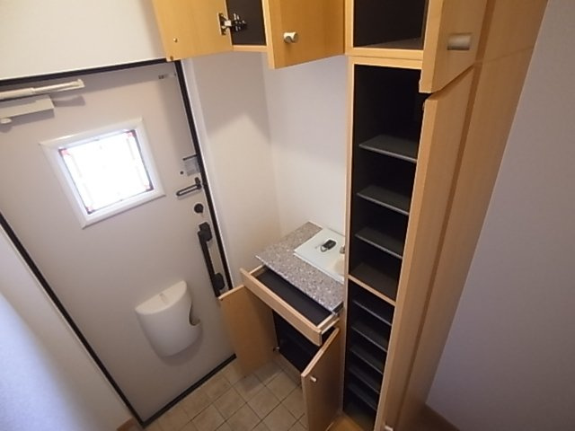 神戸市須磨区東落合２丁目のアパート