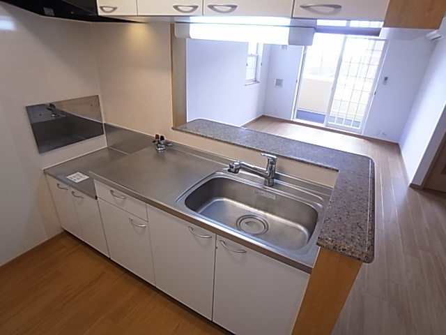 神戸市須磨区東落合２丁目のアパートのキッチン|キッチン