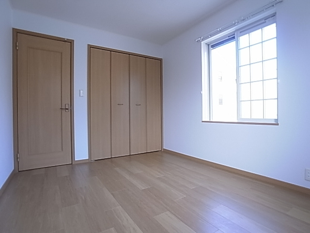 神戸市須磨区東落合２丁目のアパートの内装|洋室