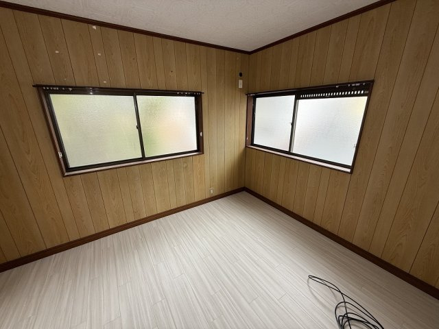 蔵之宮町戸建の居間・リビング