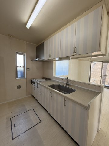 和歌山市毛見・中古戸建・54665のキッチン