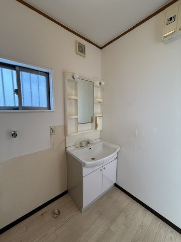 和歌山市毛見・中古戸建・54665の洗面所