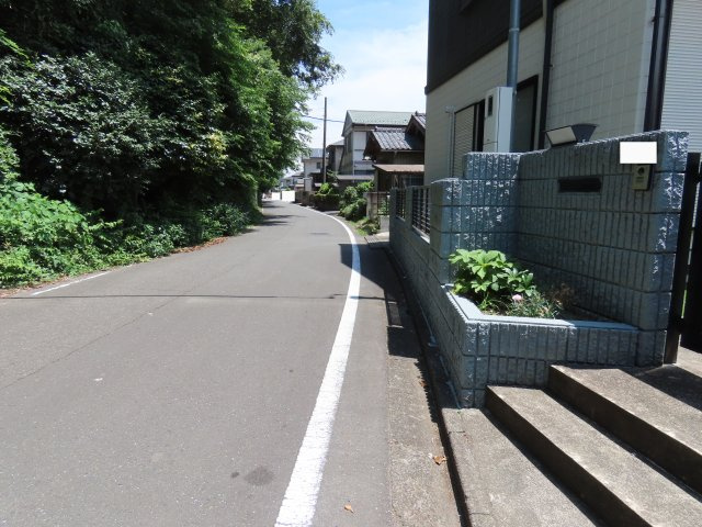 川越市かすみ野売地の前面道路含む現地写真