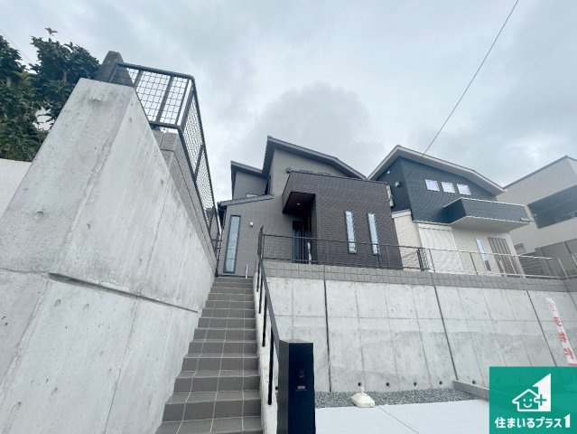 神戸市北区緑町　新築一戸建て