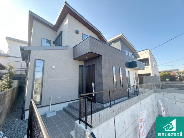 神戸市北区緑町　新築一戸建ての外観|安心の10年保証！外観を美しく保ち、雨水で汚れを落とします！気になることがありましたら、お気軽にお問い合わせください！