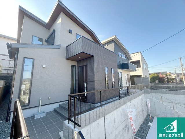 神戸市北区緑町　新築一戸建ての外観|安心の10年保証！外観を美しく保ち、雨水で汚れを落とします！気になることがありましたら、お気軽にお問い合わせください！