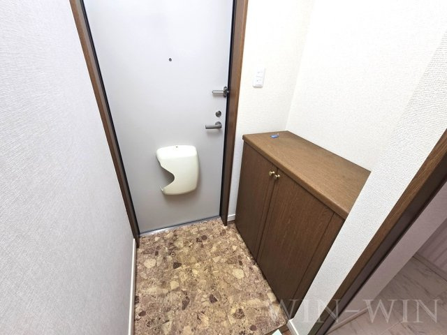 アゼリア21の玄関